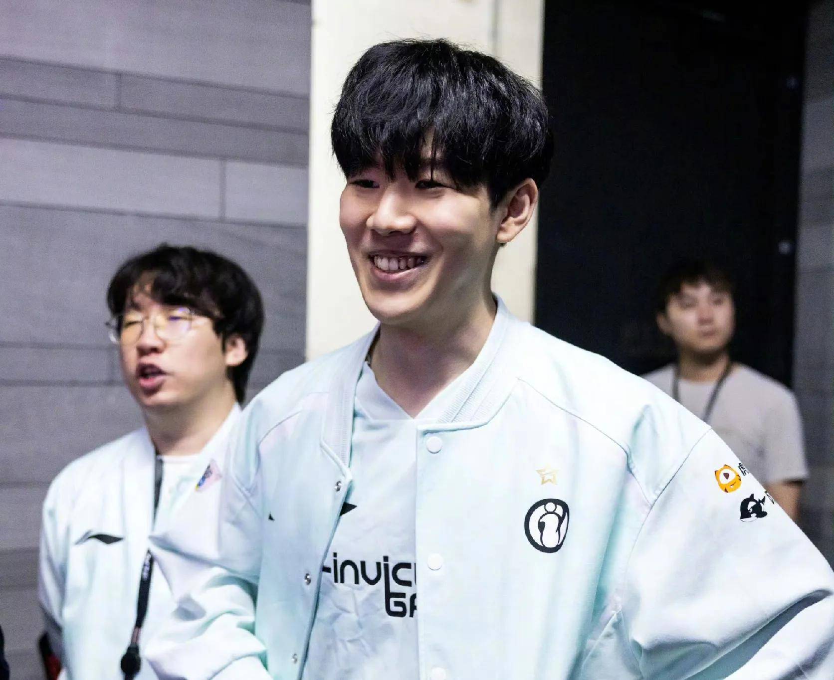 折射出中国 折射出中国